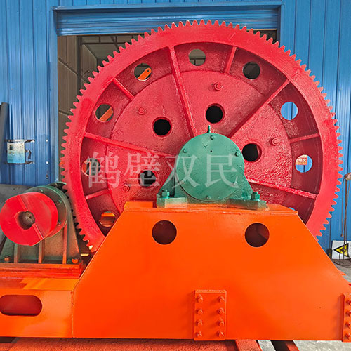 JZ-16/1000鑿井絞車發(fā)貨現(xiàn)場(chǎng),！
