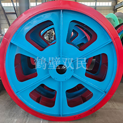 鶴壁市雙民礦山機(jī)械有限公司雙槽天輪發(fā)貨現(xiàn)場(chǎng),！