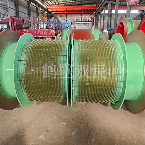 鑿井絞車廠家生產(chǎn)的2JTP-1.2×0.8P礦用提升絞車發(fā)貨,！